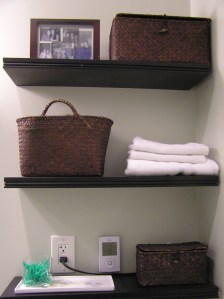 Bathroom Final Shelves