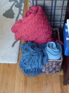 Blanket basket